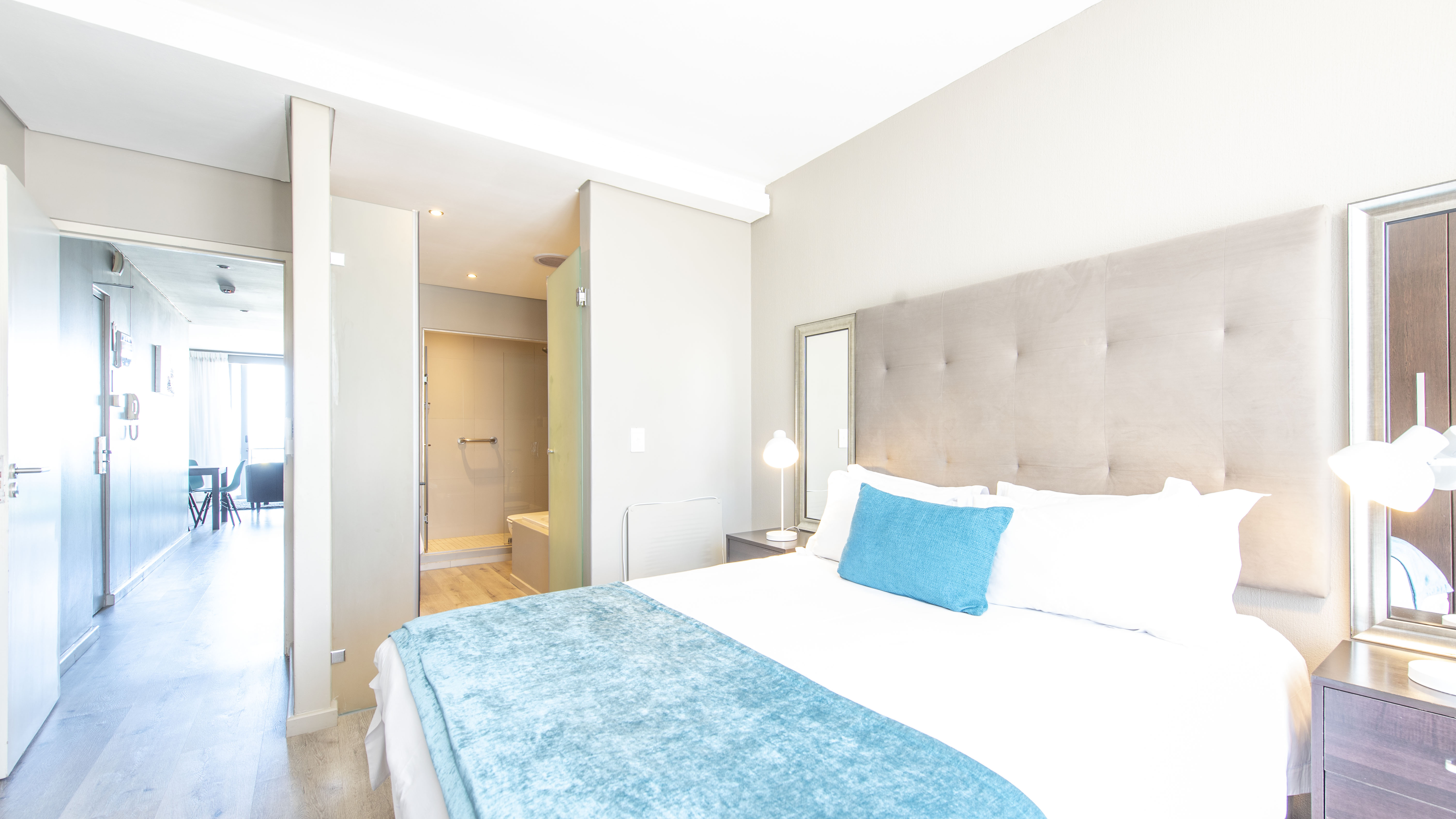 1 Bedroom Property for Sale in Bloubergstrand Western Cape